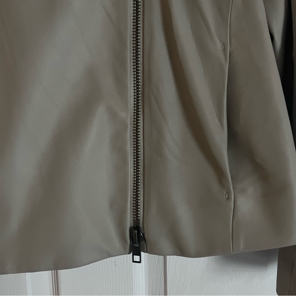 Vince Cross Front Dove Gray Washed-Leather Jacket - Picture 5 of 11